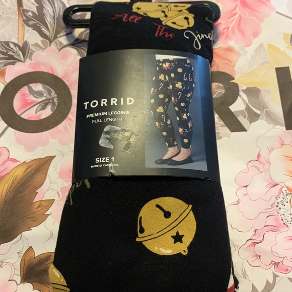 NWT torrid size 1 premium holiday Xmas  jingle bell leggings - Picture 7 of 7